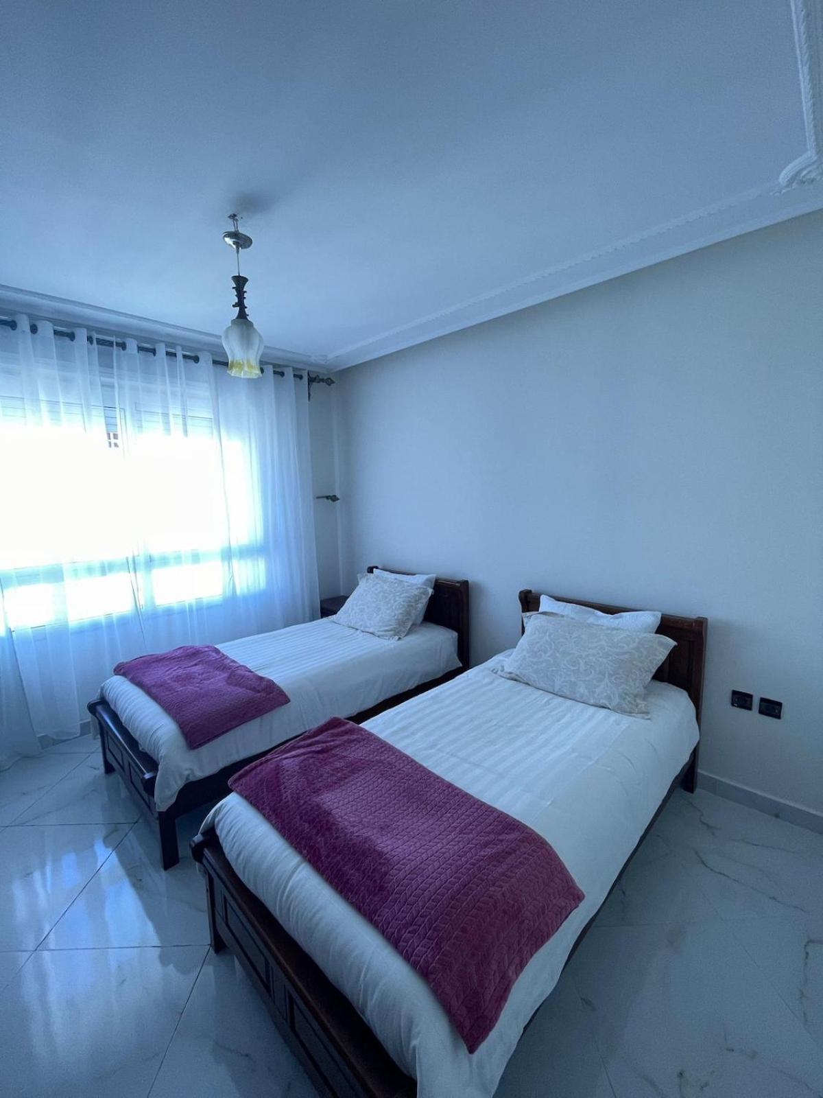 Apartment Spacious - Sea View *